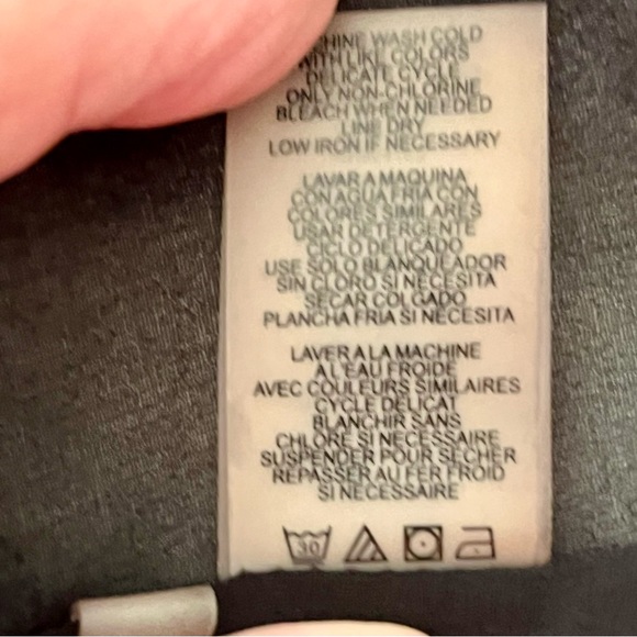 CALVIN KLEIN WOMENS BLOUSE, GREY & WHITE, size medium - Picture 7 of 7